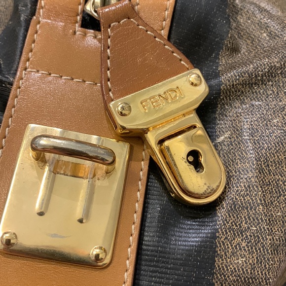 Vintage Fendi Pecan Weekender - Picture 5 of 17